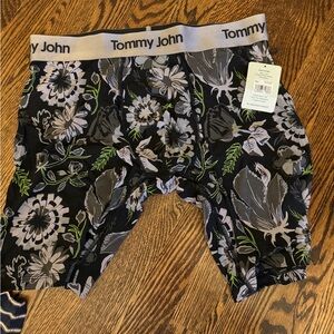 New Tommy John size L Mens underwear
